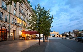 Adlon Kempinski Hotel Berlin Exterior photo