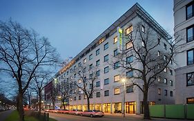 Holiday Inn Express Berlin City Centre, An Ihg Hotel Exterior photo